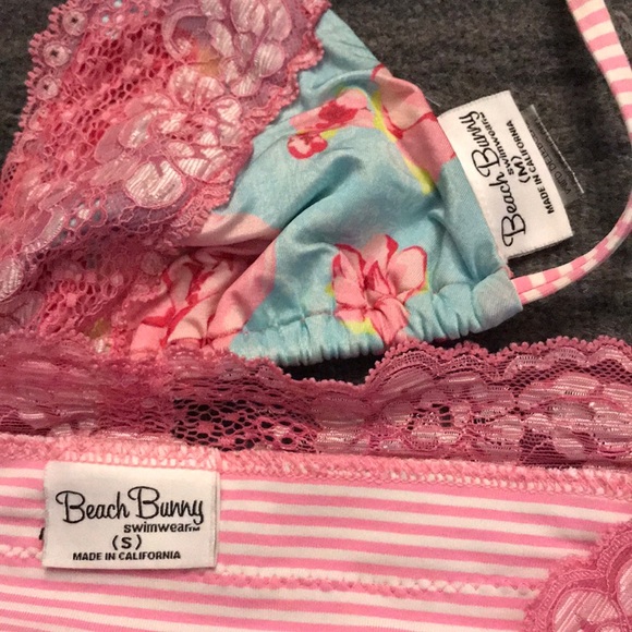 Beach bunny - Picture 2 of 3